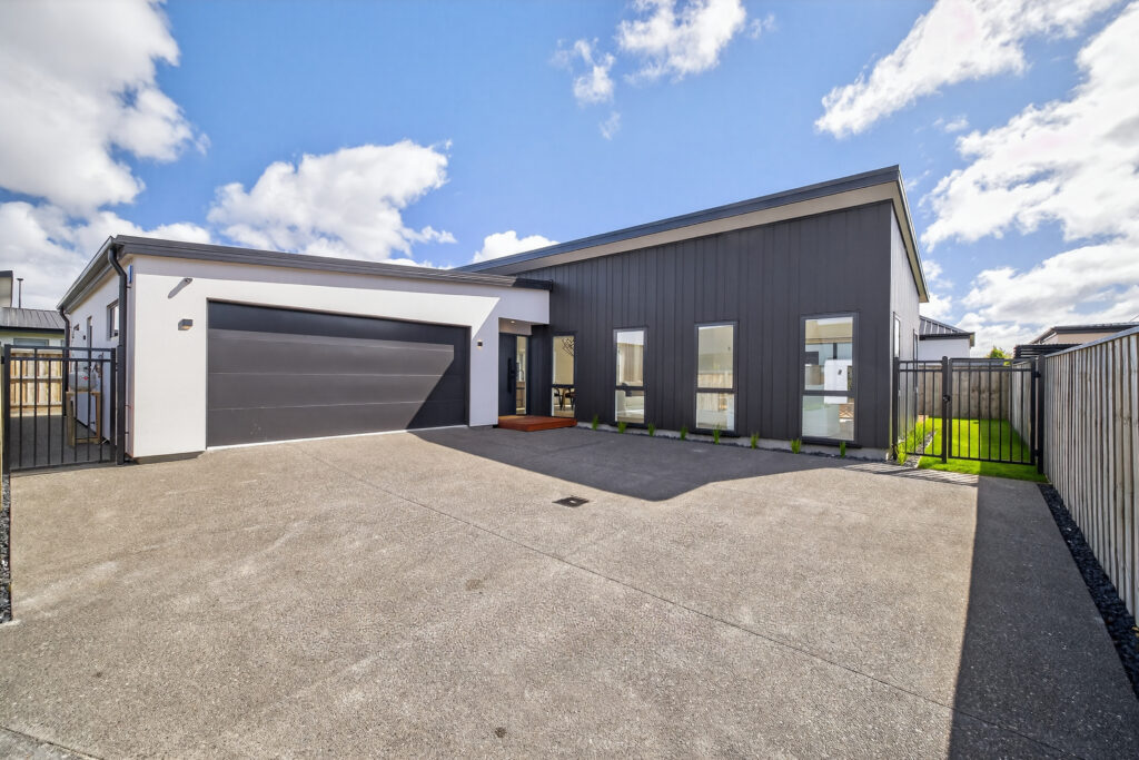 Perehia Mews, Marshland – Previous Build